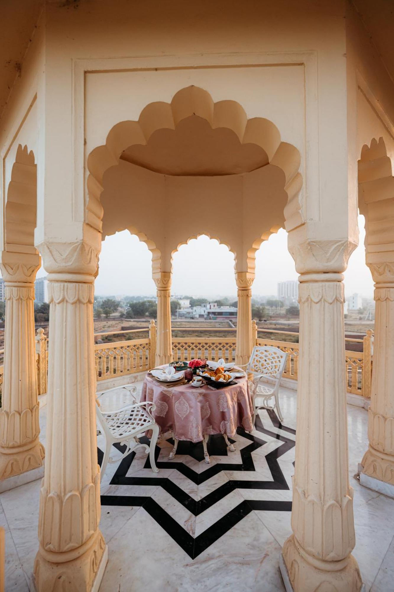 Anantara Jewel Bagh Jaipur Hotel Exterior foto